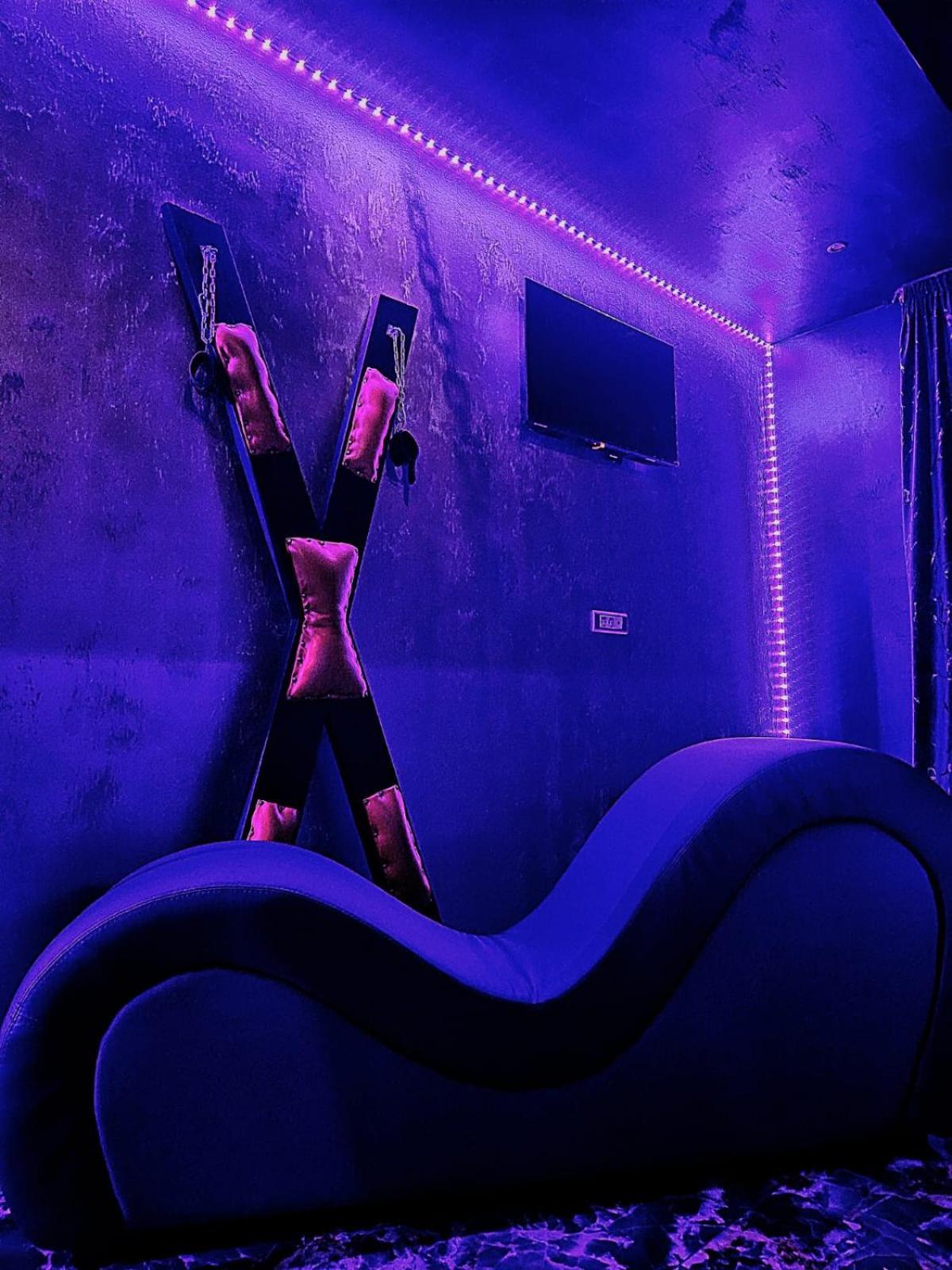Love Room Bukares Bagian luar foto
